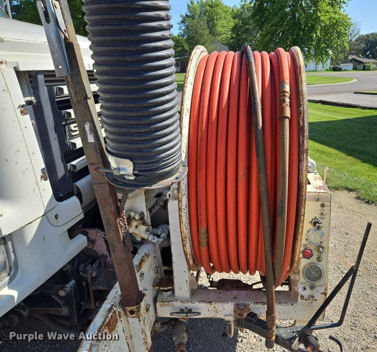 image for item EF1612 2002 Sterling sewer jetter truck