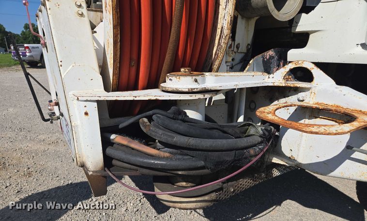 image for item EF1612 2002 Sterling sewer jetter truck