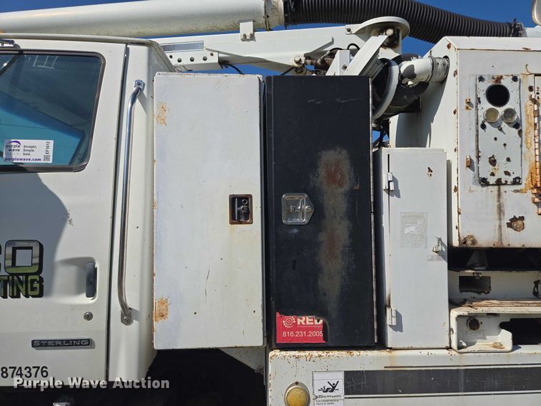 image for item EF1612 2002 Sterling sewer jetter truck