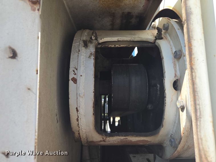 image for item EF1612 2002 Sterling sewer jetter truck