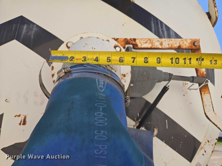 image for item EF1612 2002 Sterling sewer jetter truck