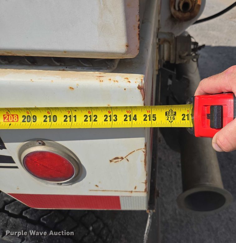 image for item EF1612 2002 Sterling sewer jetter truck