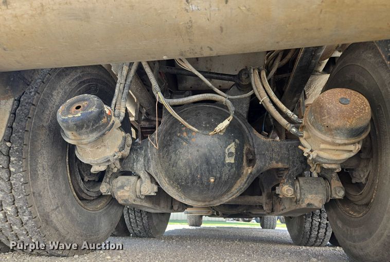 image for item EF1612 2002 Sterling sewer jetter truck