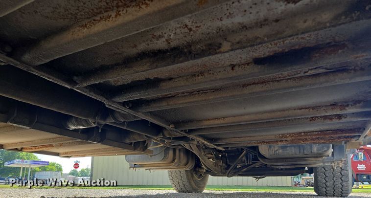 image for item EF1612 2002 Sterling sewer jetter truck