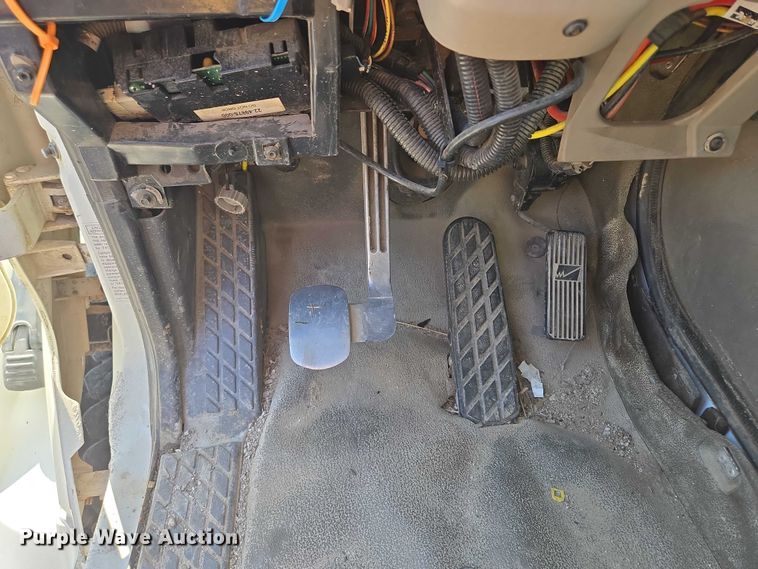 image for item EF1612 2002 Sterling sewer jetter truck