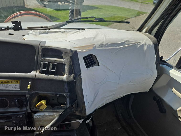 image for item EF1612 2002 Sterling sewer jetter truck