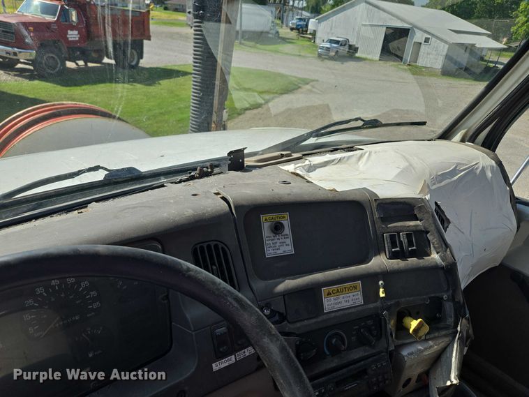 image for item EF1612 2002 Sterling sewer jetter truck