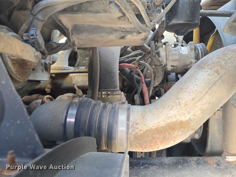 image for item EF1612 2002 Sterling sewer jetter truck