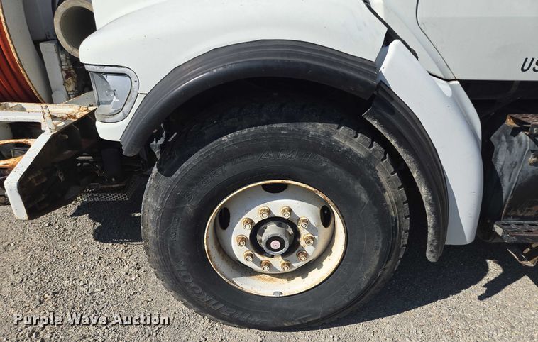 image for item EF1612 2002 Sterling sewer jetter truck