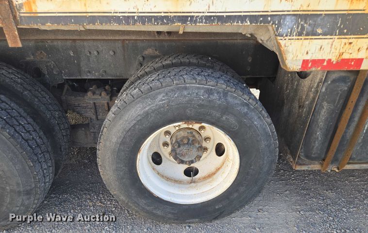 image for item EF1612 2002 Sterling sewer jetter truck