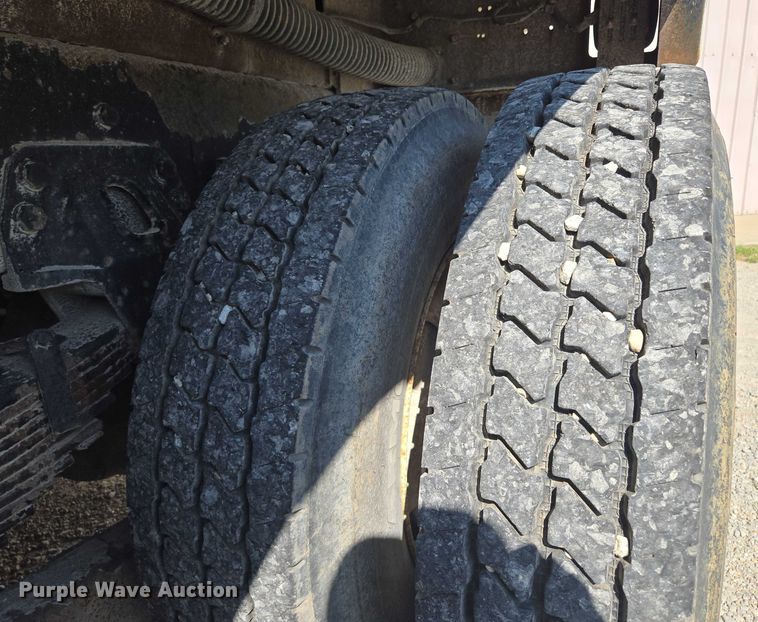 image for item EF1612 2002 Sterling sewer jetter truck