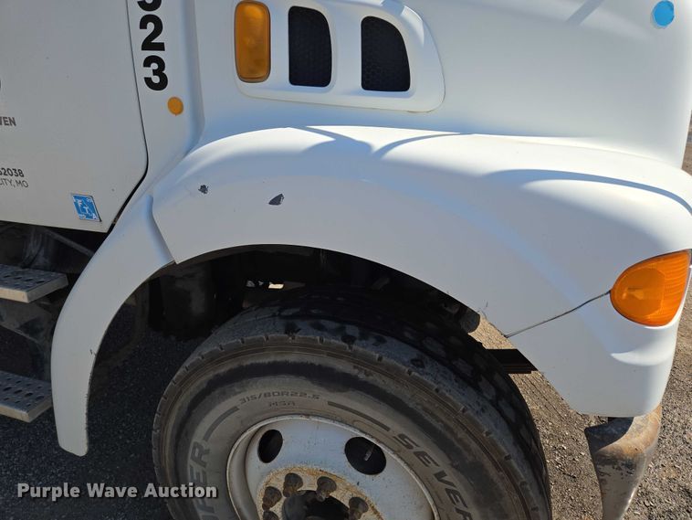 image for item EF1613 2007 Sterling L7500 Series pothole patcher truck