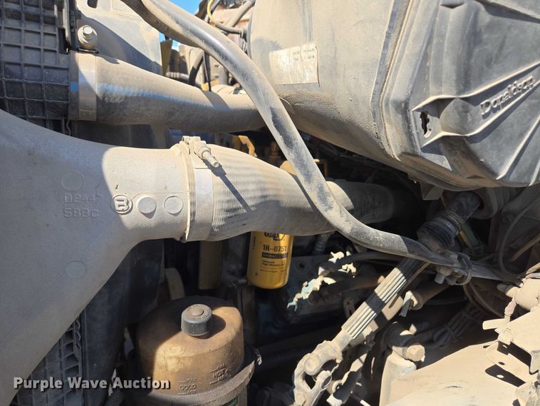 image for item EF1613 2007 Sterling L7500 Series pothole patcher truck