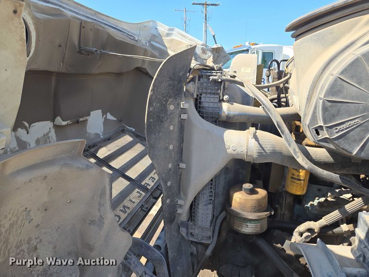 image for item EF1613 2007 Sterling L7500 Series pothole patcher truck