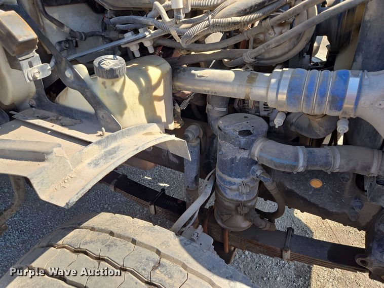 image for item EF1613 2007 Sterling L7500 Series pothole patcher truck