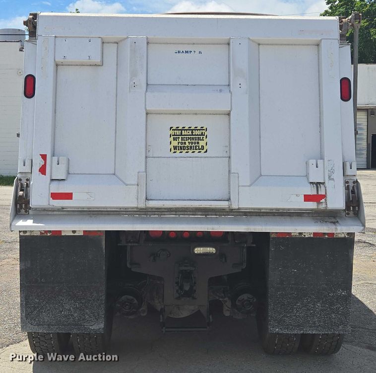 image for item EF1659 2012 Kenworth T800 dump truck