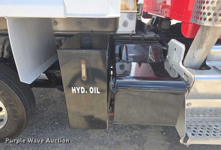 image for item EF1659 2012 Kenworth T800 dump truck