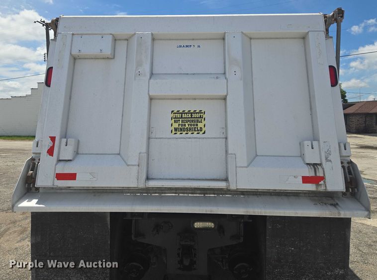 image for item EF1659 2012 Kenworth T800 dump truck