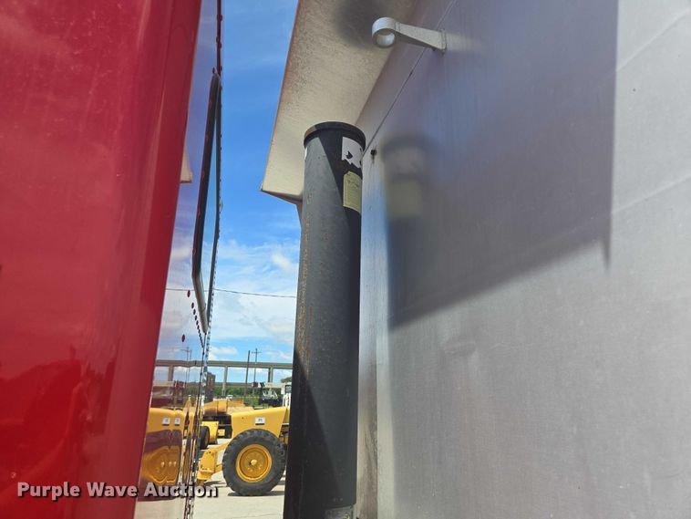 image for item EF1659 2012 Kenworth T800 dump truck