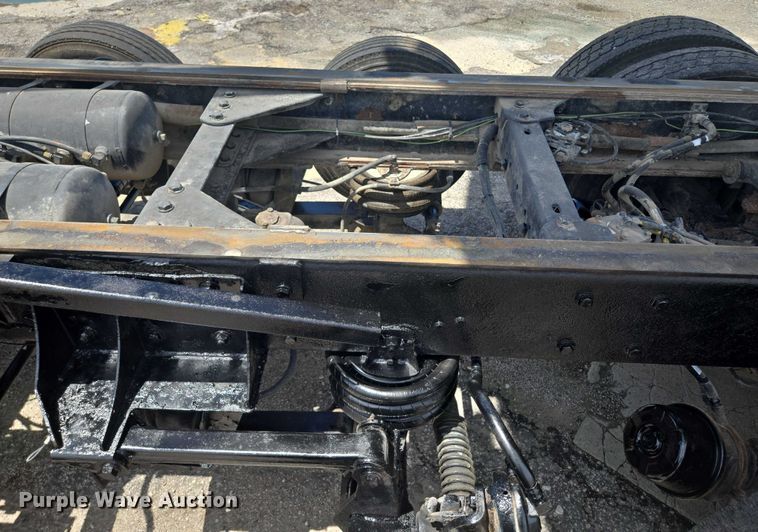 image for item EF1659 2012 Kenworth T800 dump truck