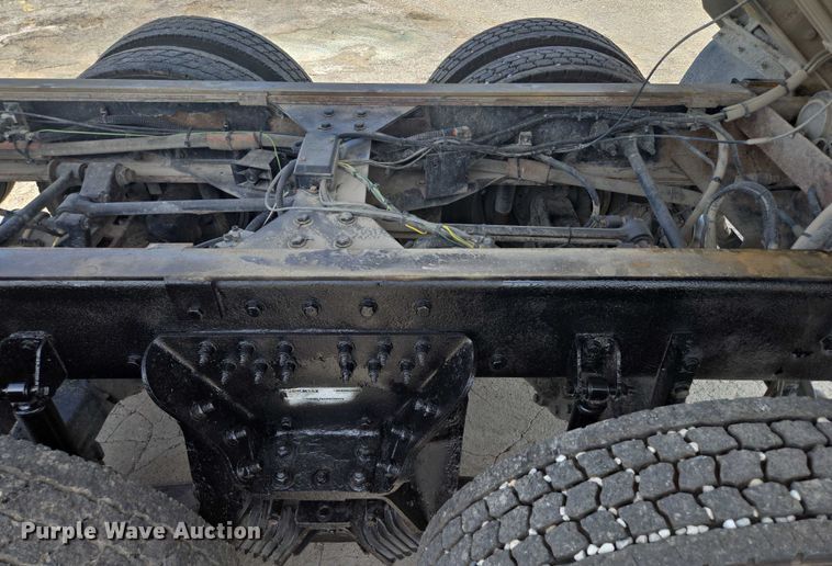 image for item EF1659 2012 Kenworth T800 dump truck