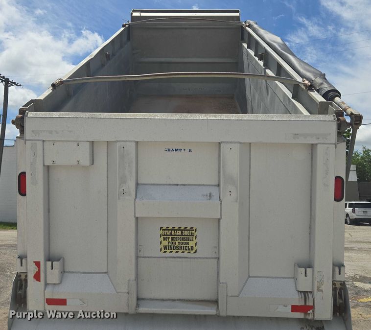 image for item EF1659 2012 Kenworth T800 dump truck