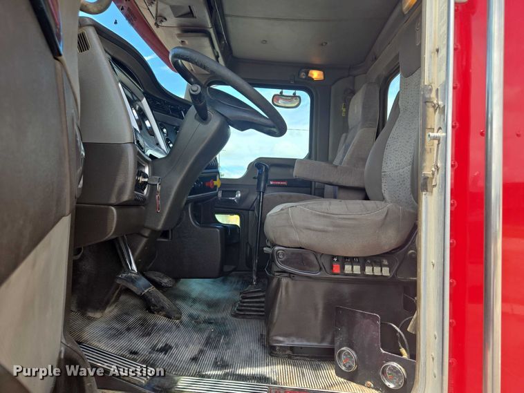 image for item EF1659 2012 Kenworth T800 dump truck