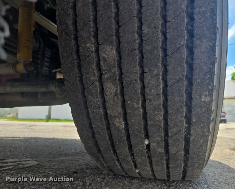 image for item EF1659 2012 Kenworth T800 dump truck