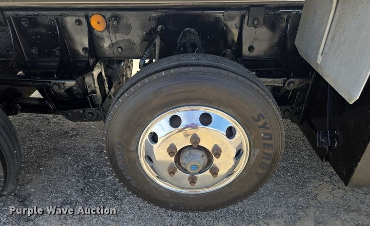 image for item EF1659 2012 Kenworth T800 dump truck