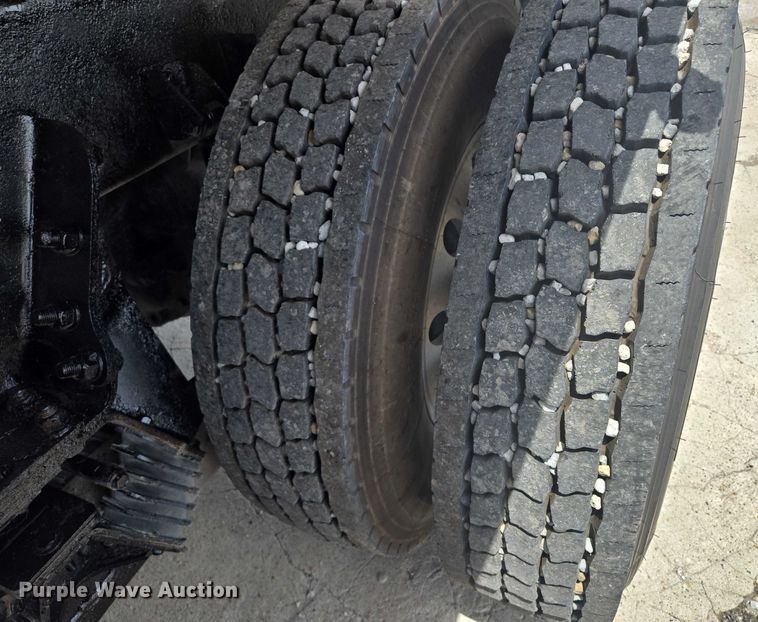 image for item EF1659 2012 Kenworth T800 dump truck