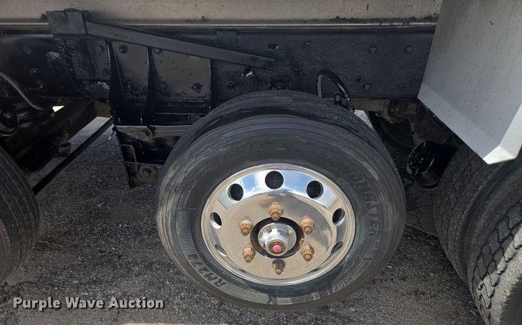 image for item EF1659 2012 Kenworth T800 dump truck