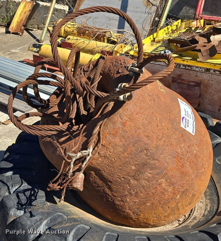 image for item EF1691 Wrecking ball