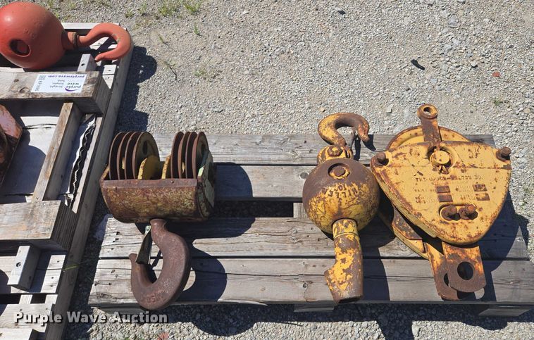 image for item EF1695 Crane attachments