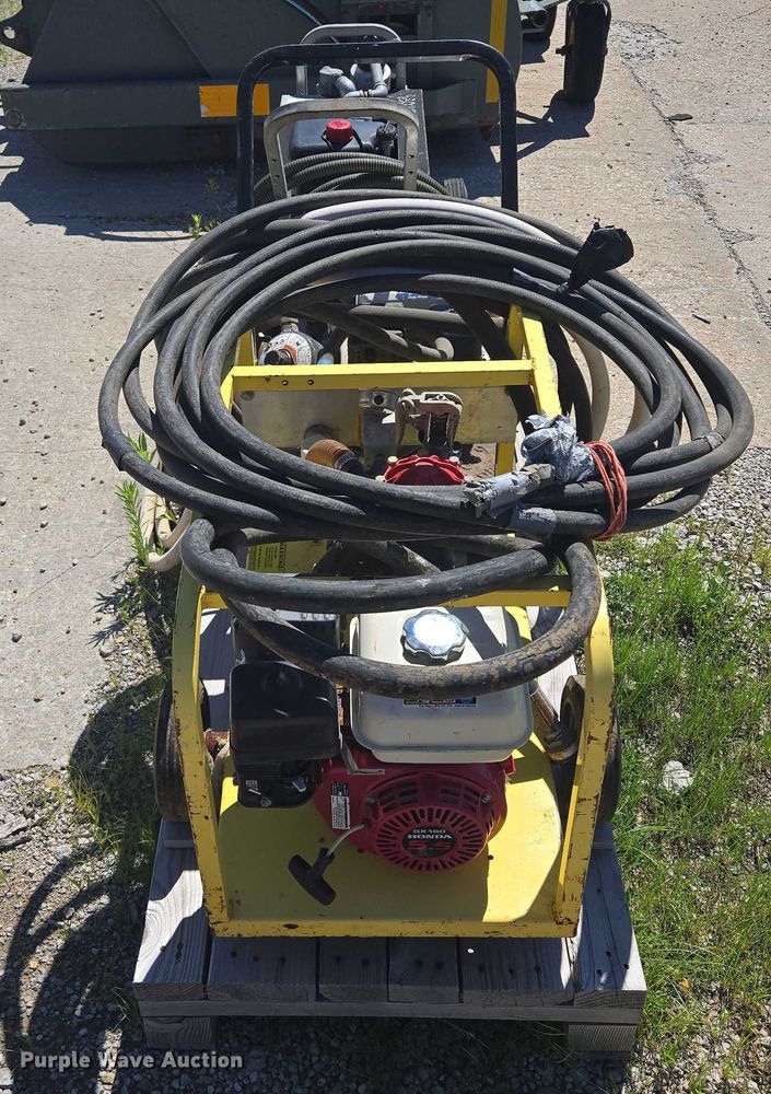 image for item EF1696 (5) pumps