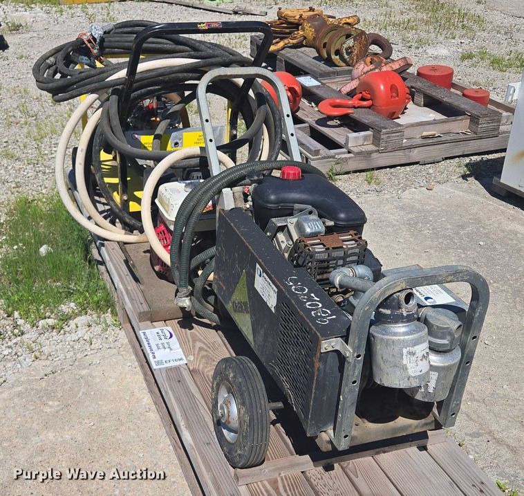 image for item EF1696 (5) pumps