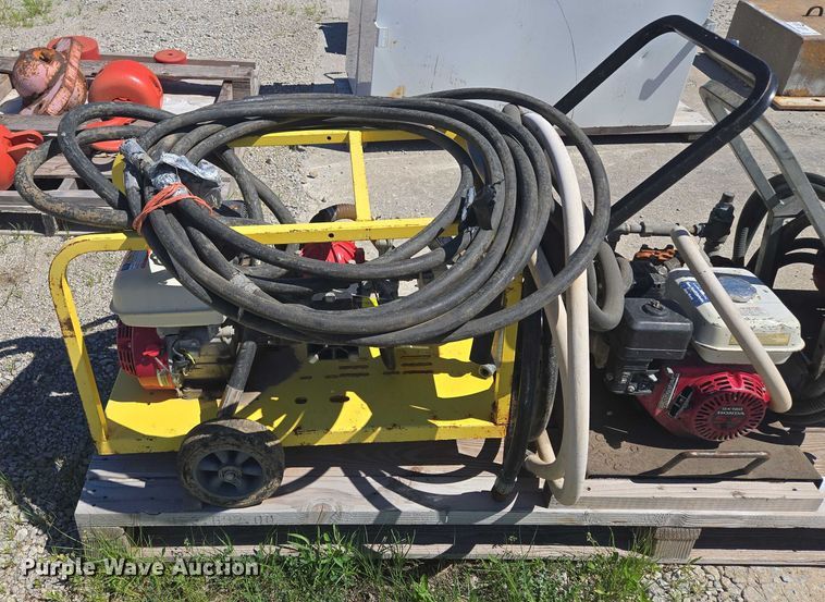 image for item EF1696 (5) pumps