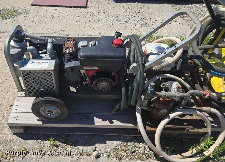 image for item EF1696 (5) pumps