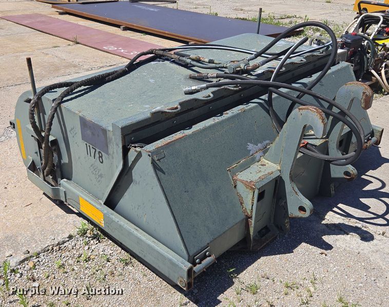 image for item EF1697 Sweepster H BA84C sweeper