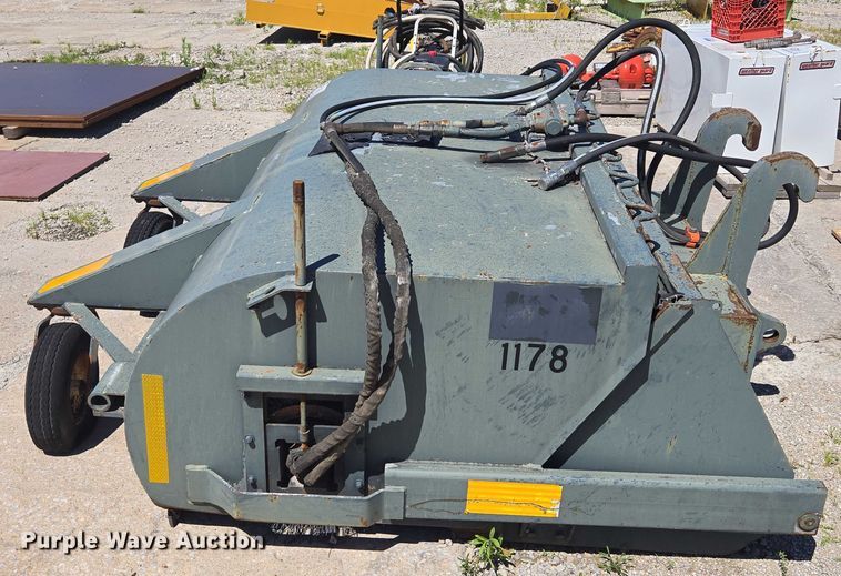 image for item EF1697 Sweepster H BA84C sweeper