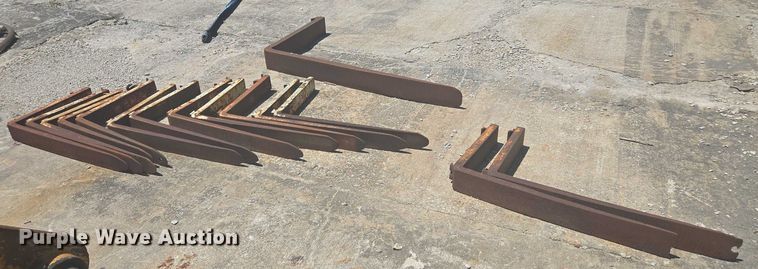 image for item EF1704 (15) Forklift forks