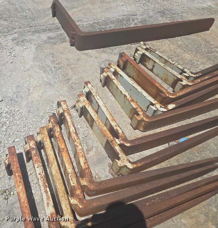 image for item EF1704 (15) Forklift forks