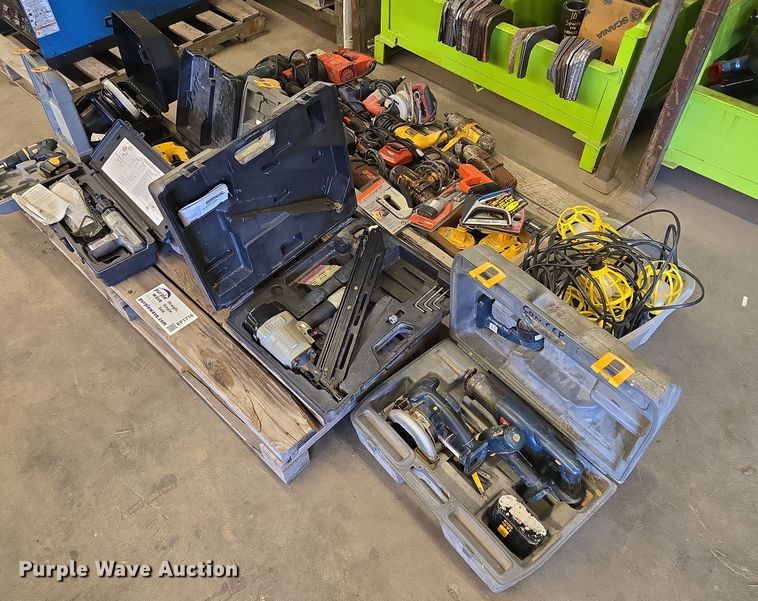 image for item EF1716 Tools