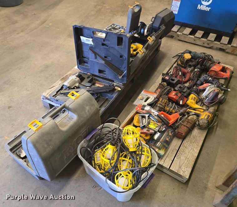 image for item EF1716 Tools