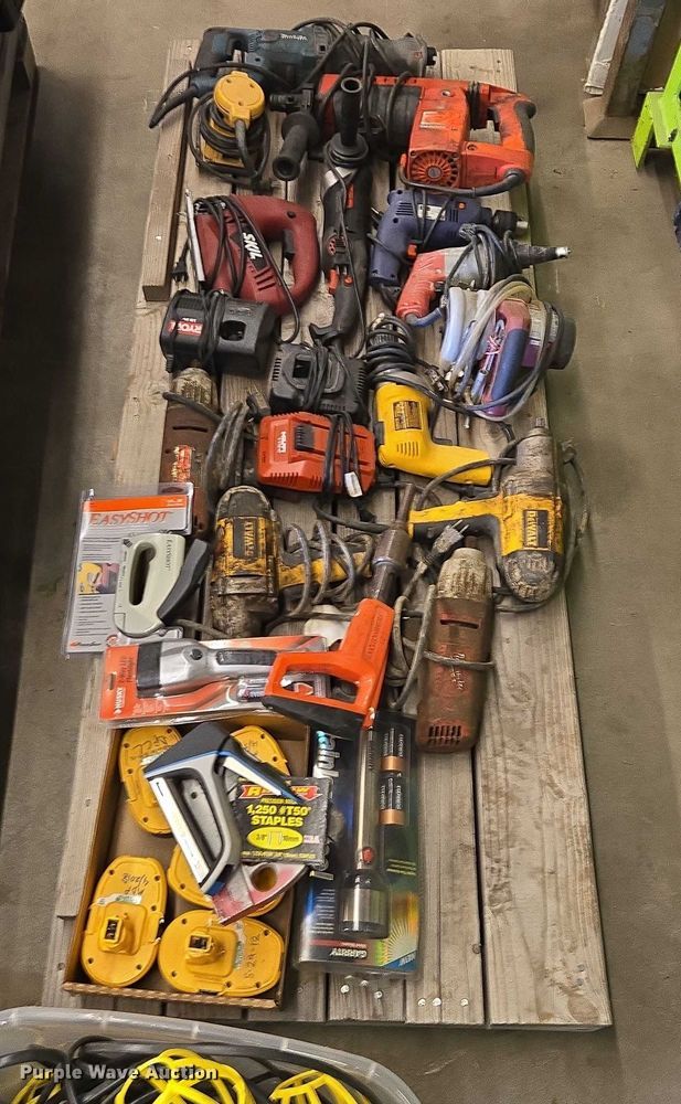 image for item EF1716 Tools