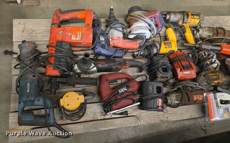 image for item EF1716 Tools