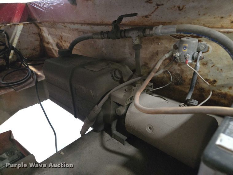 image for item EF1764 Redi Haul reel trailer