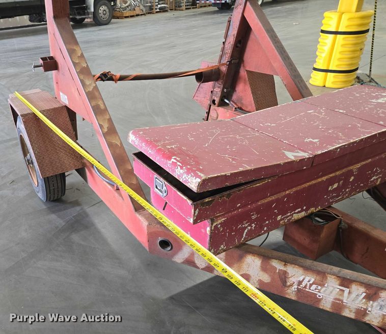 image for item EF1764 Redi Haul reel trailer