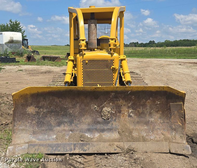 image for item EF1771 1982 Dresser TD15C dozer