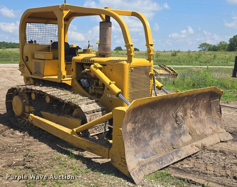 image for item EF1771 1982 Dresser TD15C dozer