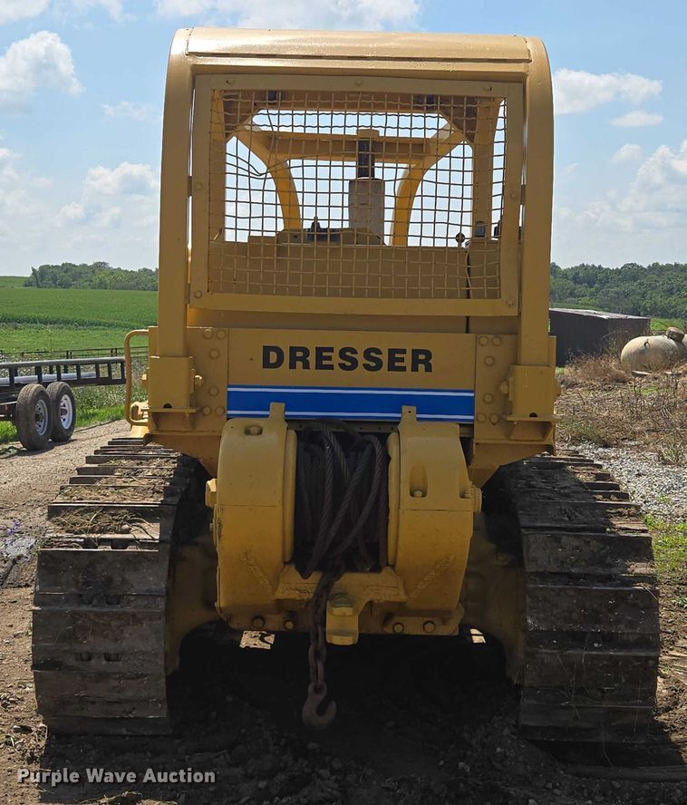 image for item EF1771 1982 Dresser TD15C dozer